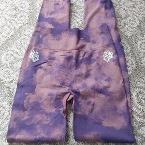 Darcsport purple flare leggings size small